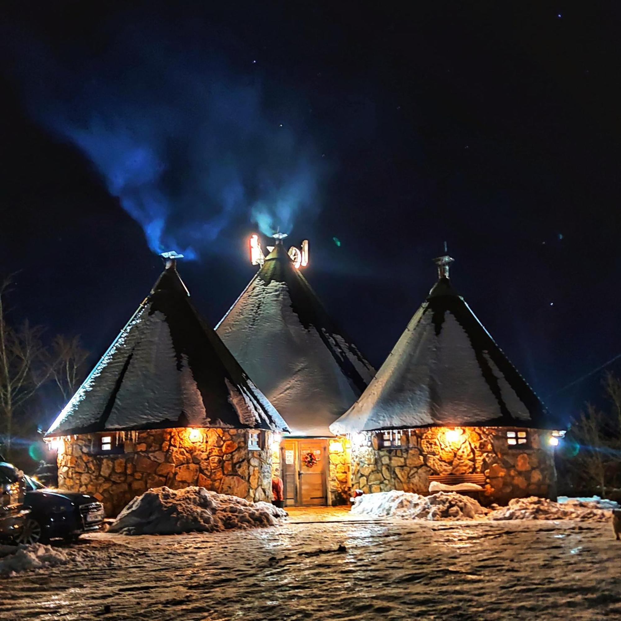 Kozak Apartments & Restaurant مويكوفاتش المظهر الخارجي الصورة